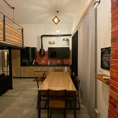 Urban Nest Loft Maggiore Apartment